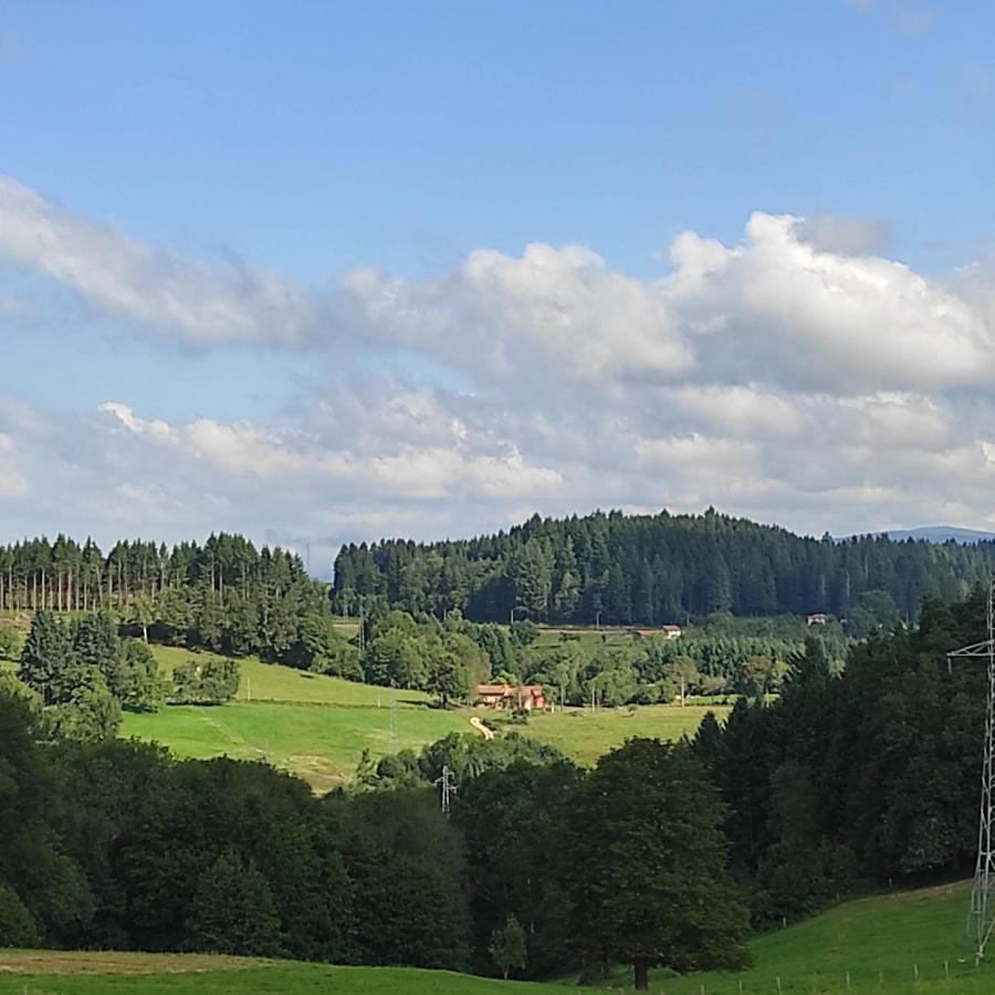 Gite La Roche Bertignat Екстер'єр фото